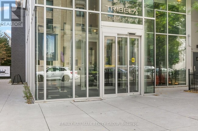 Building Photo - 179-1179 Metcalfe St