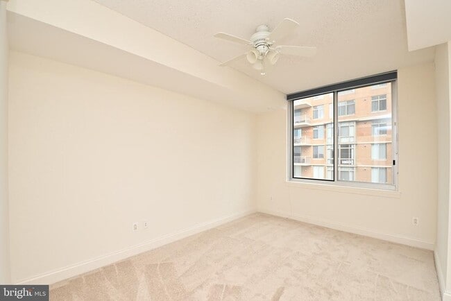 Building Photo - 1020 N Highland St