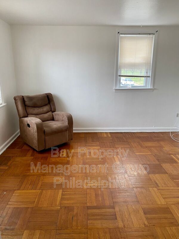 Foto del edificio - 5955 A St