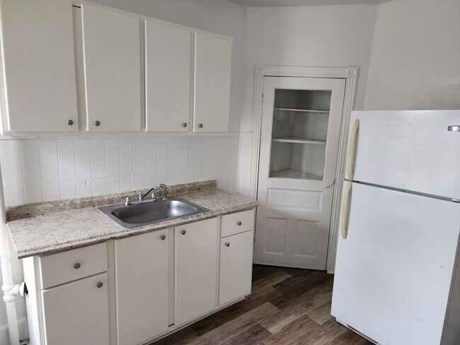 Foto del edificio - 115 W 23rd St