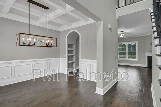 Building Photo - 2019 Ludlow Pl