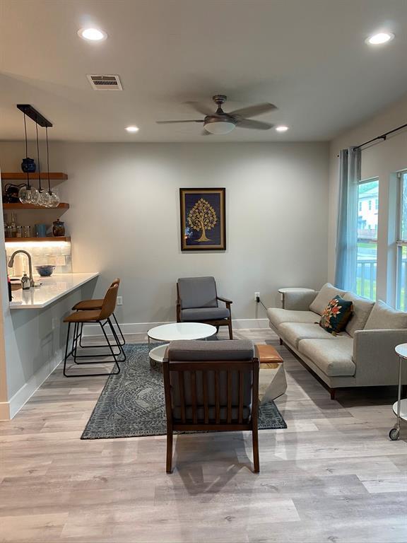 Foto del edificio - 3000 Prado St