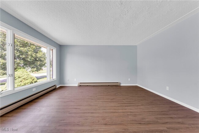 Foto del edificio - 22000 Nicholas Ave