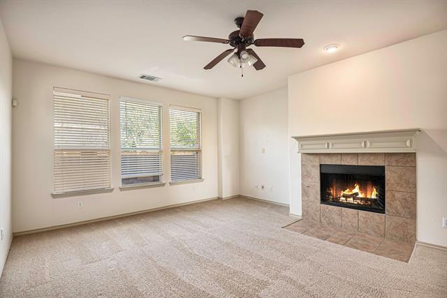 Building Photo - 6909 Shore Breeze Ct