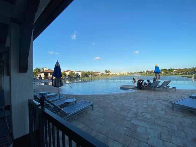 Clubhouse pool - 9424 SW 171st Pl