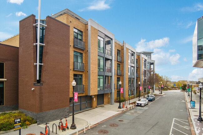 525 Water St SW - 525 Water Condominiums