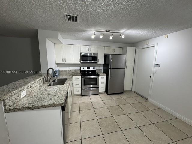 Foto del edificio - 721 Talavera Rd