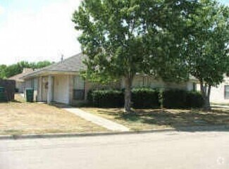 Building Photo - 3305 Fallmeadow St