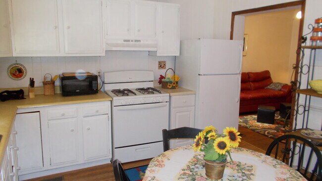 Foto del edificio - 2196 Murray Hill Rd