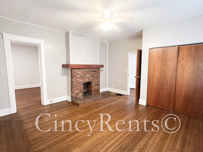Foto del edificio - 2736 Madison Rd