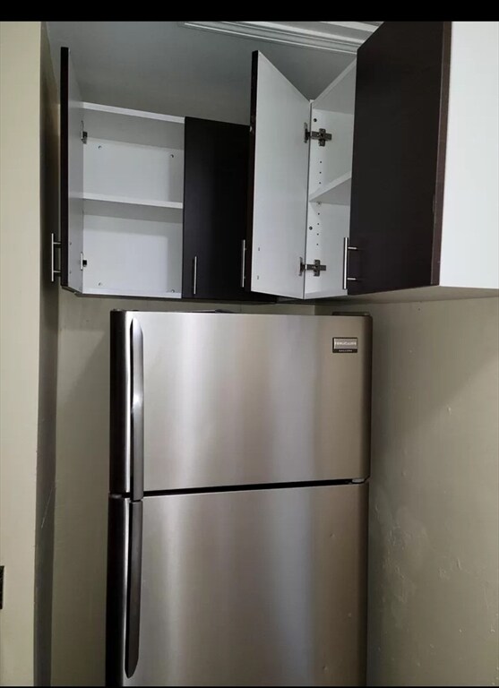 Building Photo - 41 Leavitt St