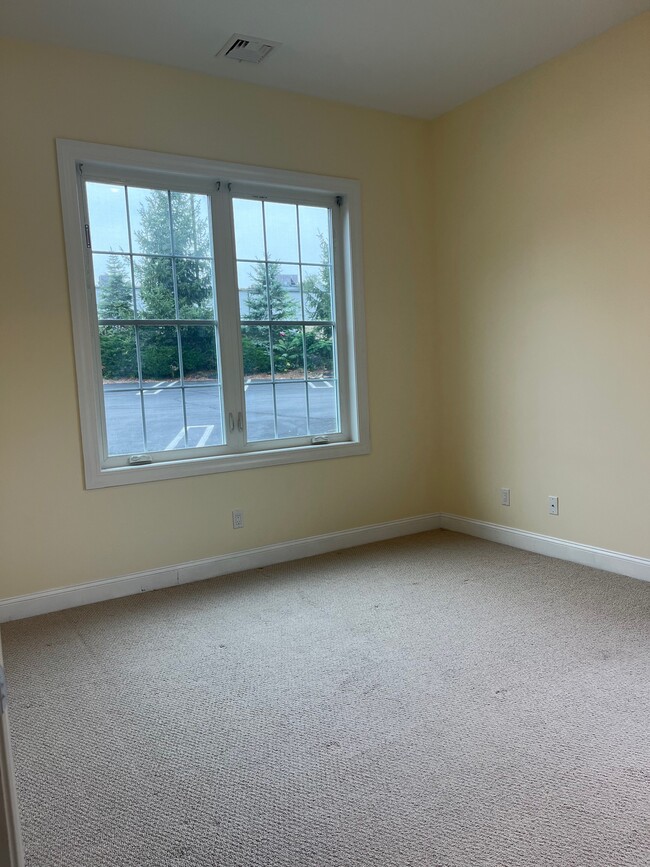 Foto del edificio - 506 Boston Post Rd