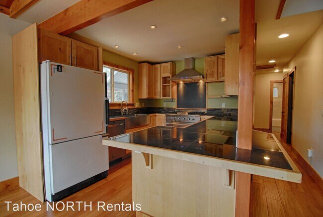 Building Photo - 3 br, 2 bath House - 355 Granlibakken Road