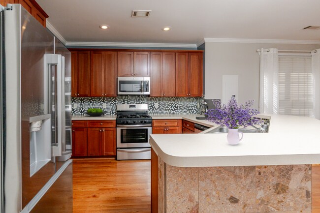 Foto del edificio - 1904 Mallard St NW