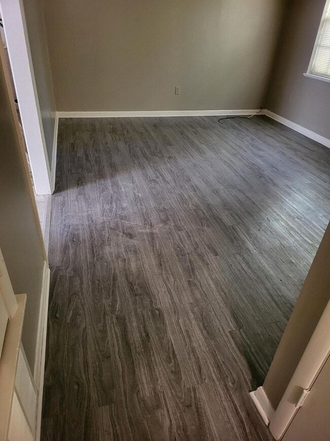 Foto del edificio - 200 W 33rd Ave