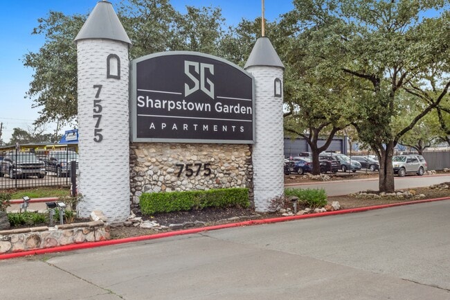 Foto del edificio - Sharpstown Garden