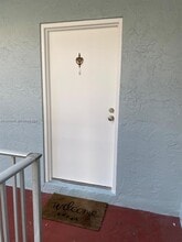 Building Photo - 455 S Pine Island Rd