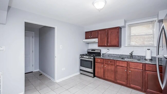 Foto del edificio - 5439 W Schubert Ave