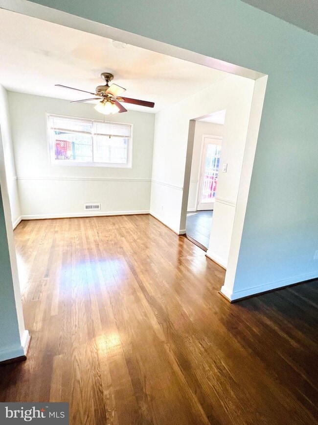 Building Photo - 12215 Hunters Ln