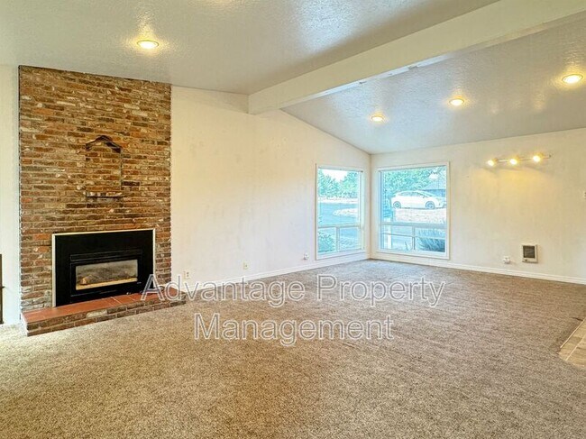 Foto del edificio - 4010 SW Western Blvd