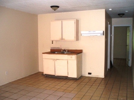 Building Photo - 1303 Philadelphia St