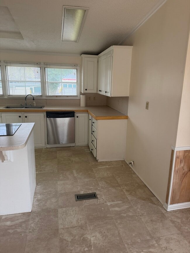 Foto del edificio - 107 Shiloh Rd