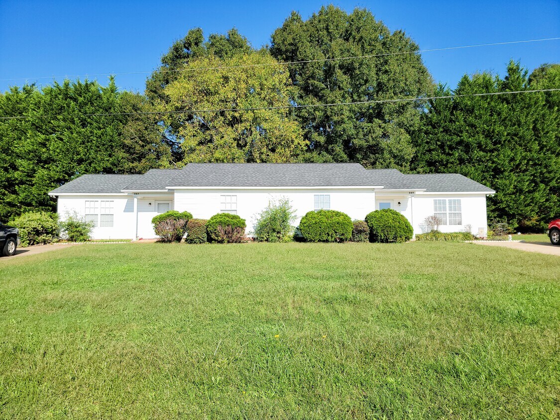 309 Toy Ln Unit 309, Woodruff, SC 29388 Apartments 309 Toy Ln