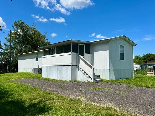 Foto del edificio - 1101 Wagon Trail Rd