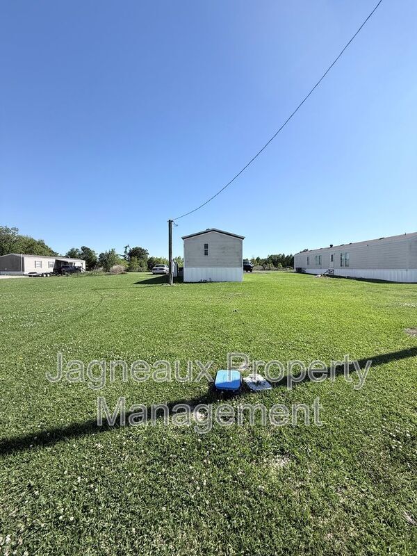 Foto del edificio - 7775 LA-1133