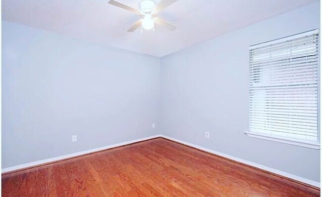 Foto del edificio - 21565 Palmer Ct