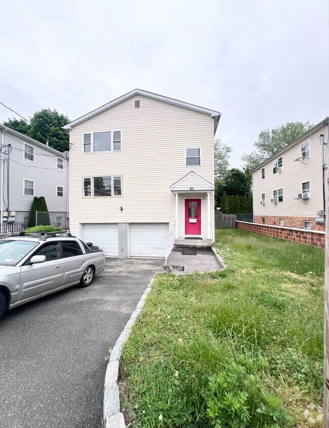 Fifth Avenue Heights Student Apartments for Rent New Rochelle, NY 1