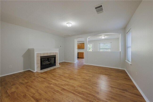Foto del edificio - 2905 Rainy River Dr
