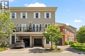 Building Photo - 15 Georgeton Private