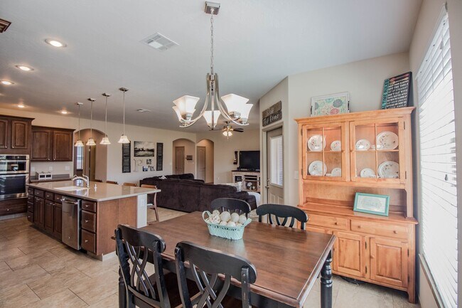 Building Photo - Spacious, Charming Home