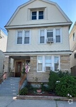 Building Photo - 336 Danforth Ave