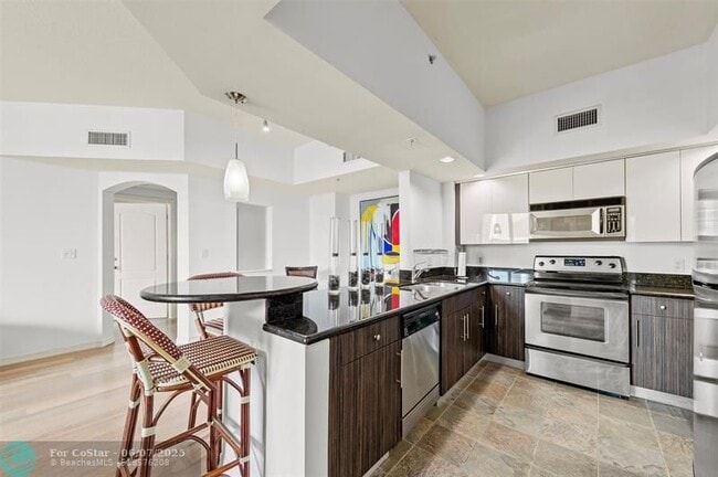 Building Photo - 110 N Federal Hwy