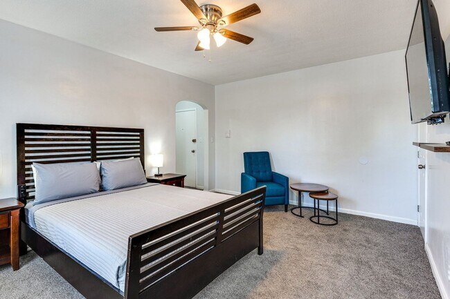 Foto del edificio - 3719 12th St NE