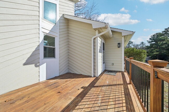 Building Photo - 21 Winchester Ct