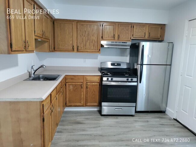 Foto del edificio - 669 Villa Dr