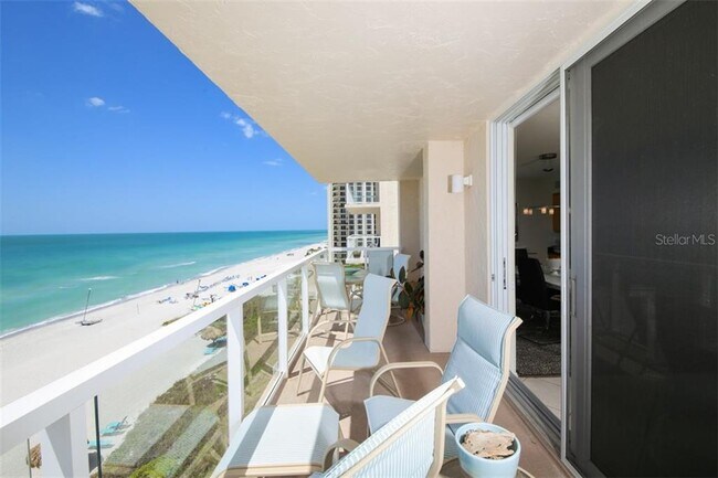 Building Photo - 2425 Gulf of Mexico Dr