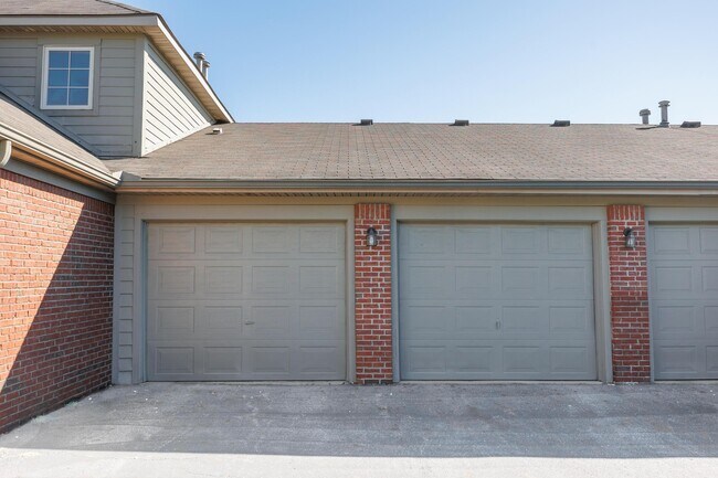 Foto del edificio - 3906 Sandstone Cir