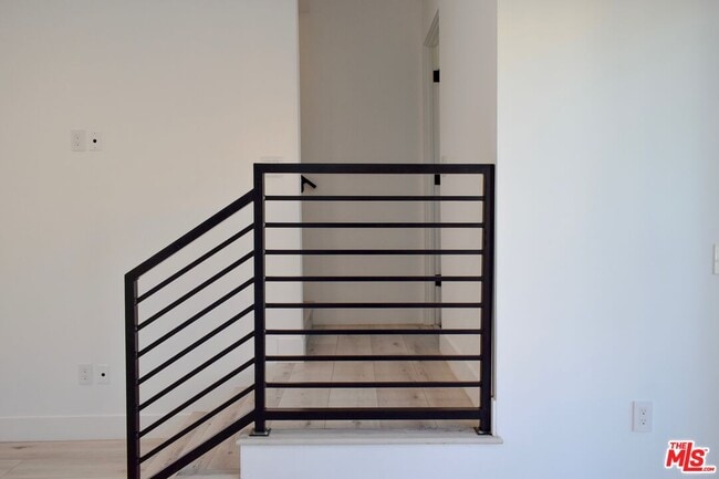 Foto del edificio - 15328 Weddington St