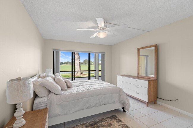 Building Photo - 1731 Presidential Way