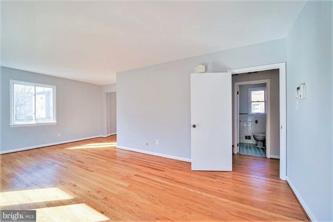 Foto del edificio - 1912 S Glebe Rd