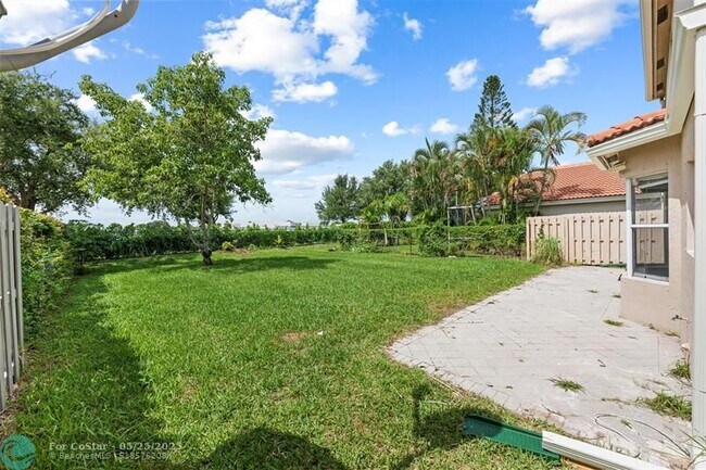 Building Photo - 3808 Miramontes Cir