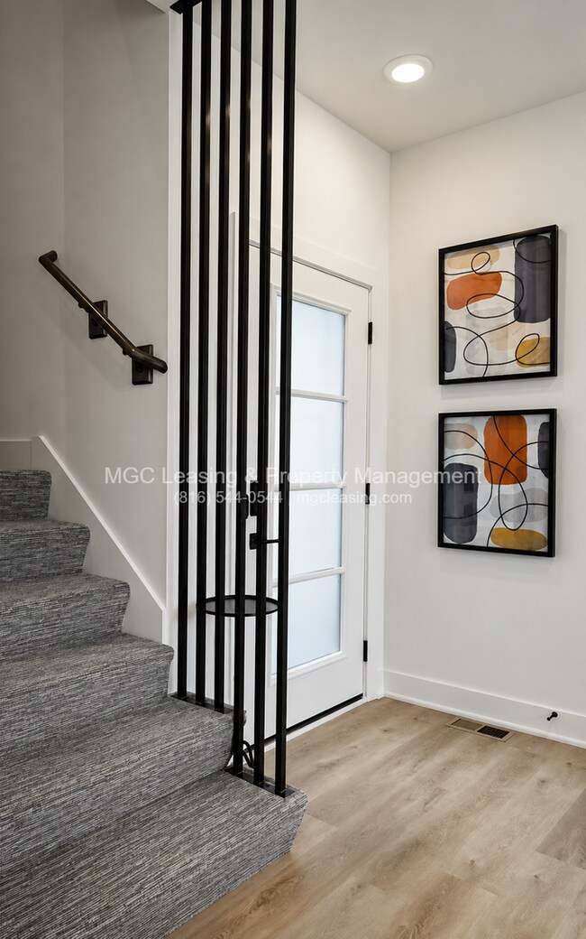 Foto del edificio - Elevate Everyday Living at Ayden Place Townhomes!