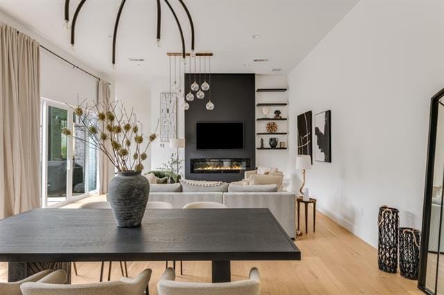 Building Photo - 3812 Beechwood Ln