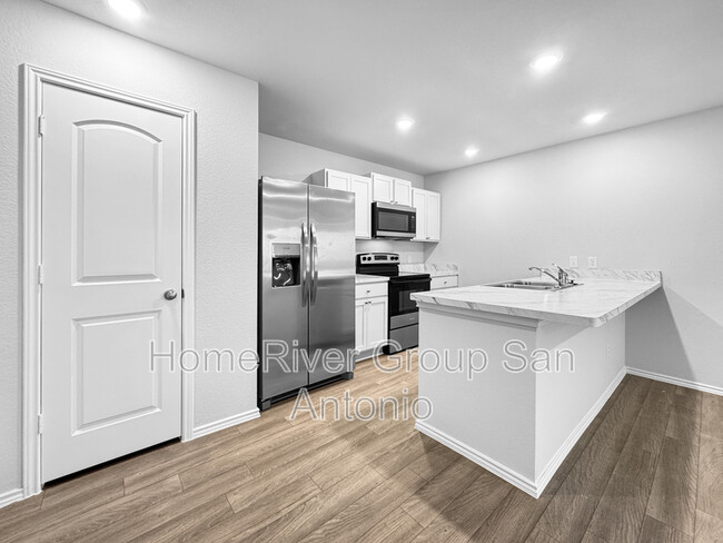 Building Photo - 408 Jack's Pl