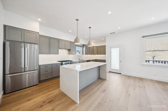 Photo - 3056 Octavia St Apartment