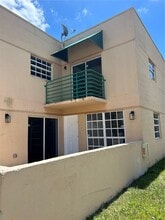 Building Photo - 11880 SW 19th Terrace